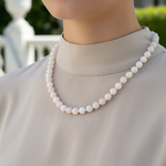 Ay Taşı Doğal Taş Kolye – 8 mm Düğümlü, Unisex Tasarım