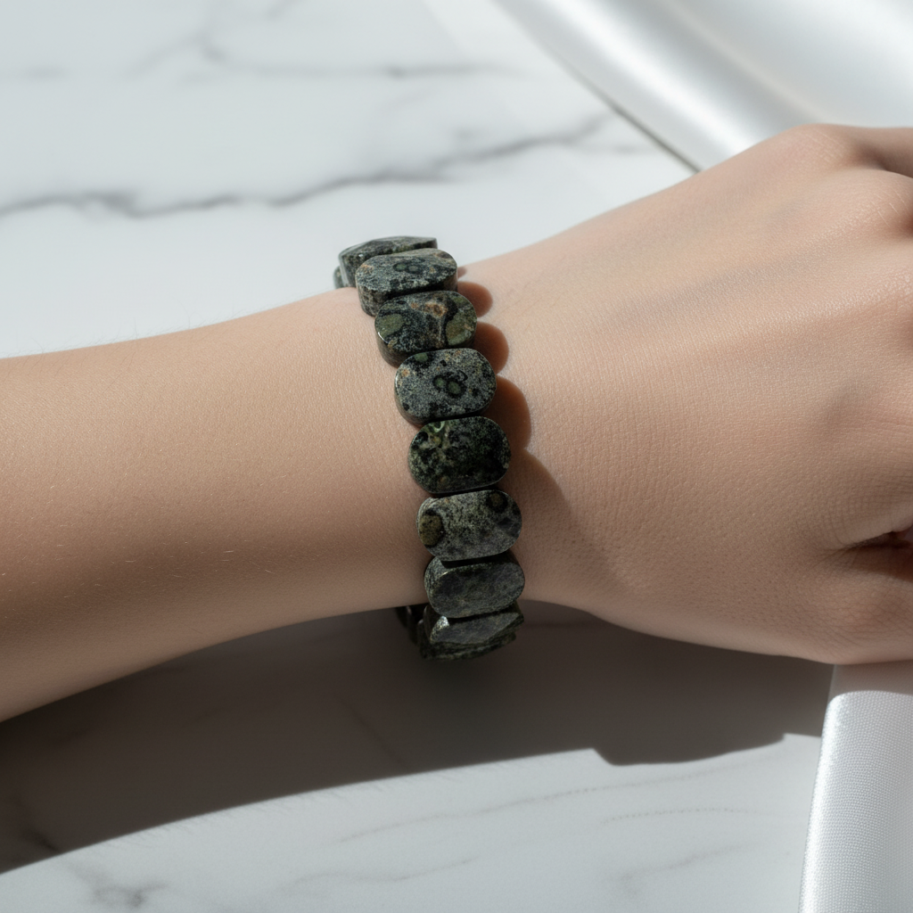 Yeşil Jasper Doğal Taş Geniş Kesim Bileklik – Unisex El İşçiliği