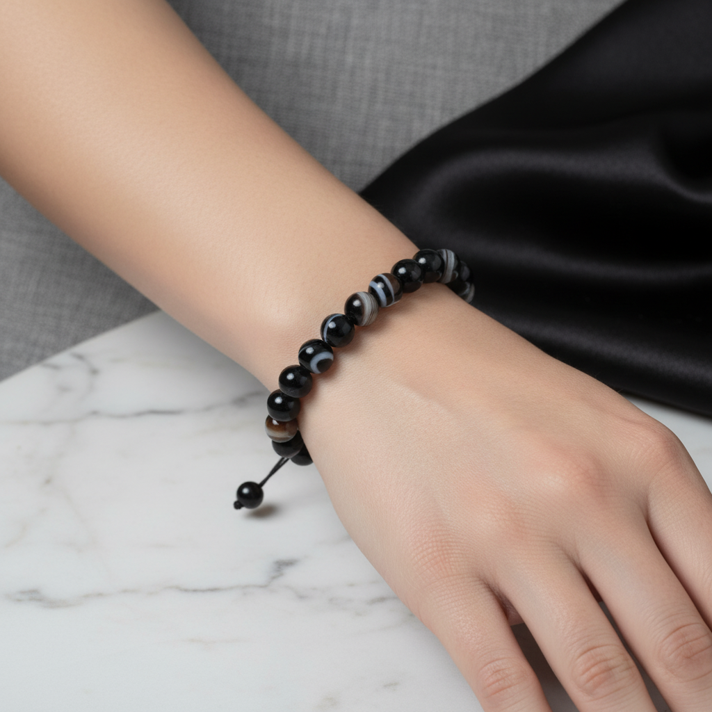 Siyah Göz Akik 8 mm Merdiven Kapama Doğal Taş Bileklik – El İşçiliği