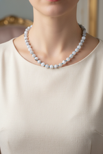 Mavi Akik Doğal Taş Kolye – 8 mm Düğümlü, Unisex Tasarım