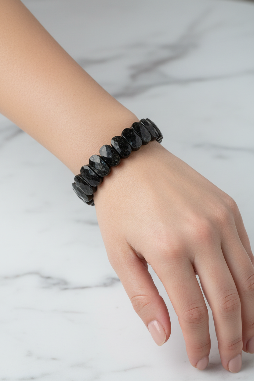 Biyotit Doğal Taş Geniş Kesim Bileklik