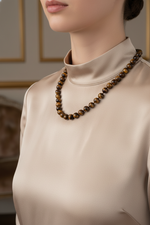 Kaplan Gözü Doğal Taş Kolye – 8 mm Düğümlü, Unisex Tasarım