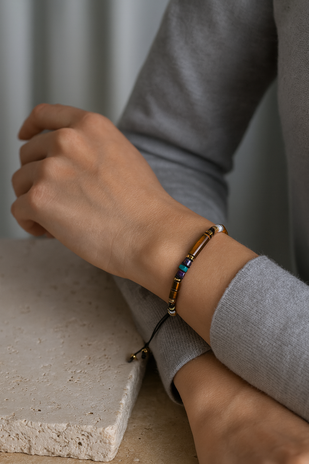 Sertifikalı Yakut, Kaplan Gözü & Hematit Doğal Taş Makrome Örme Ayarlanabilir Bileklik | Pirtash | Özel Üretim