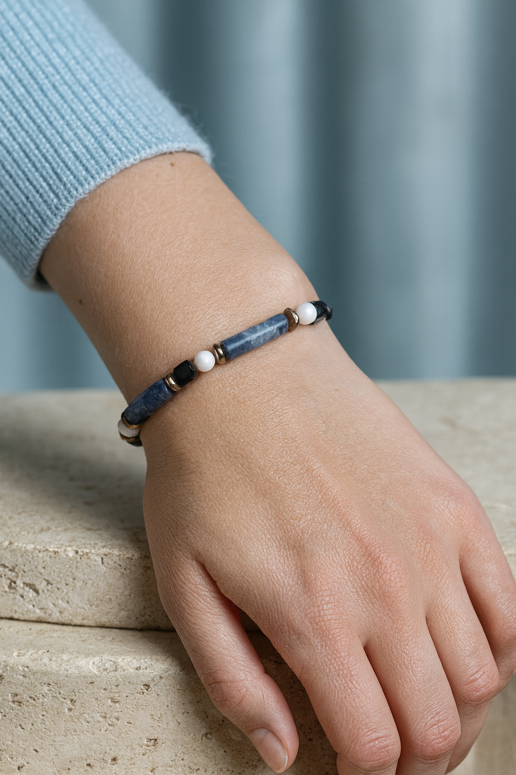 Sertifikalı Sodalit, Obsidyen, Havlit & Hematit Doğal Taş Makrome Örme Ayarlanabilir Bileklik | Pirtash | Özel Üretim