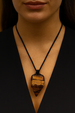 Sertifikalı Kaplan Gözü Doğal Taş Siyah İpli Kolye | Pirtash | Özel Üretim