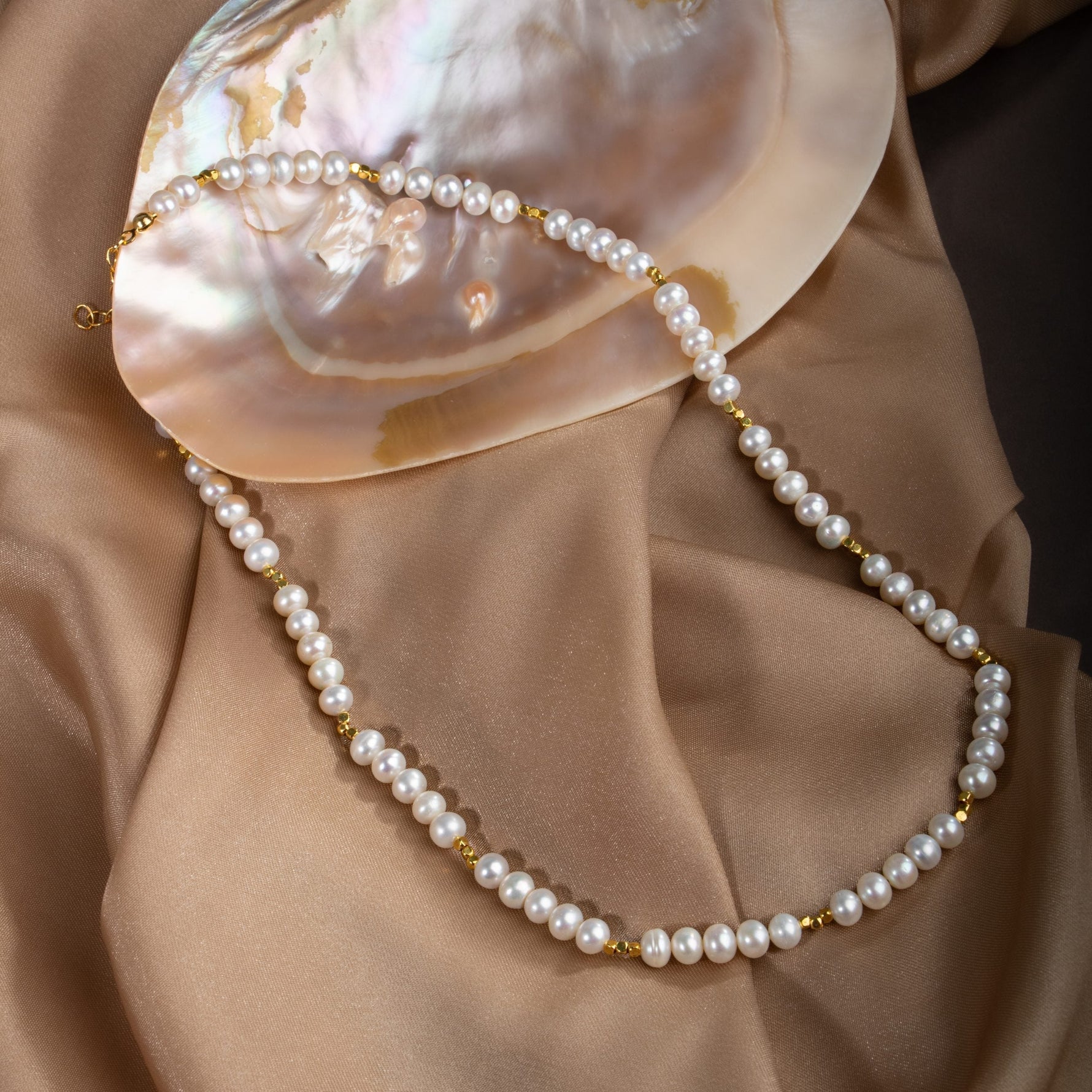 İnci Doğal Taş Altın Kaplama Kapama Kolye