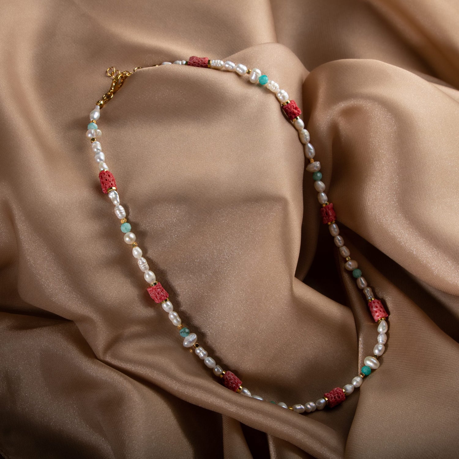 İnci-Fosil Mercan-Amazonit Doğal Taş Altın Kaplama Kapama Kolye