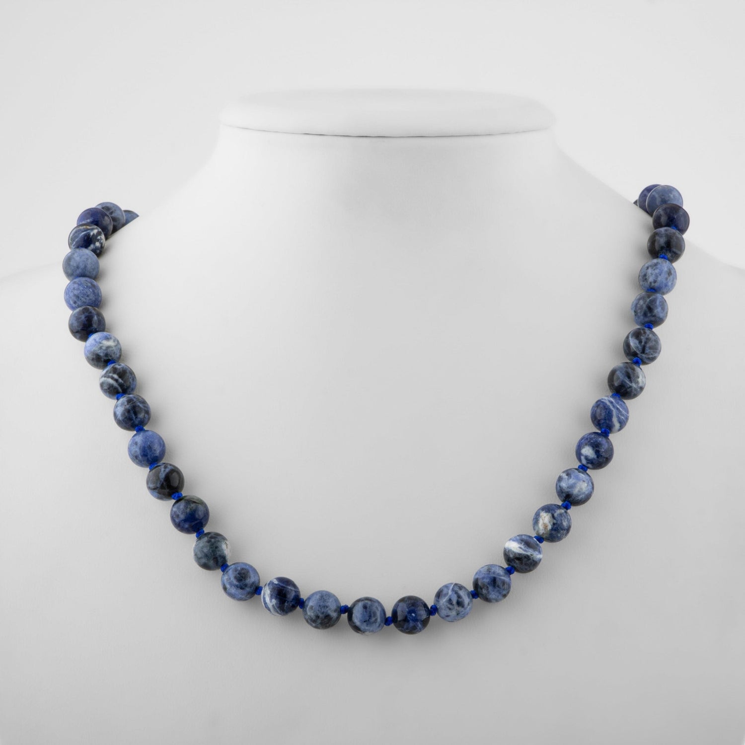 Sodalit 8 mm Düğümlü Doğal Taş Kolye