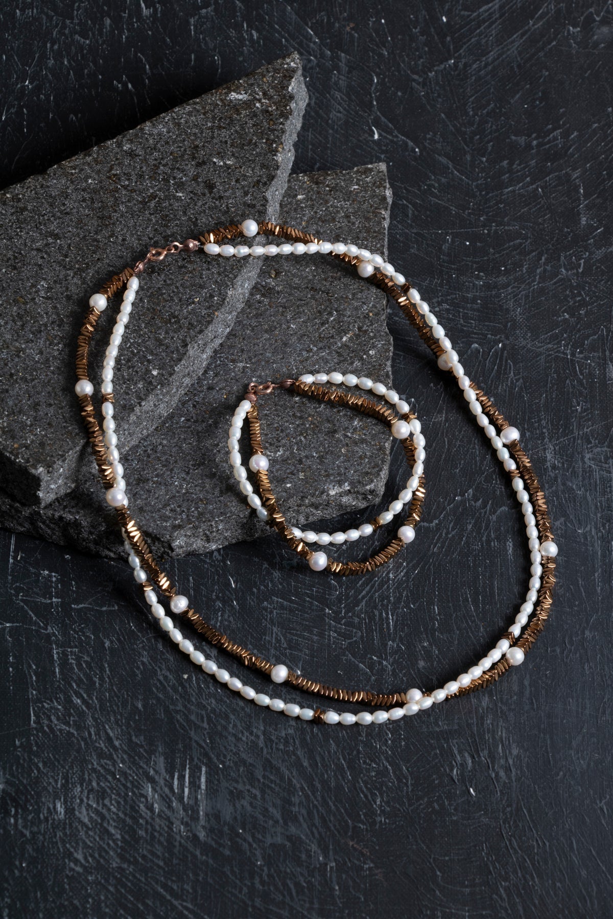 Sertifikalı İnci ve Hematit Doğaltaş Takım