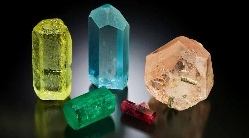 Beril (Beryl) Taşı Nedir? Bilimsel Özellikleri, Türleri ve Kullanım Alanları