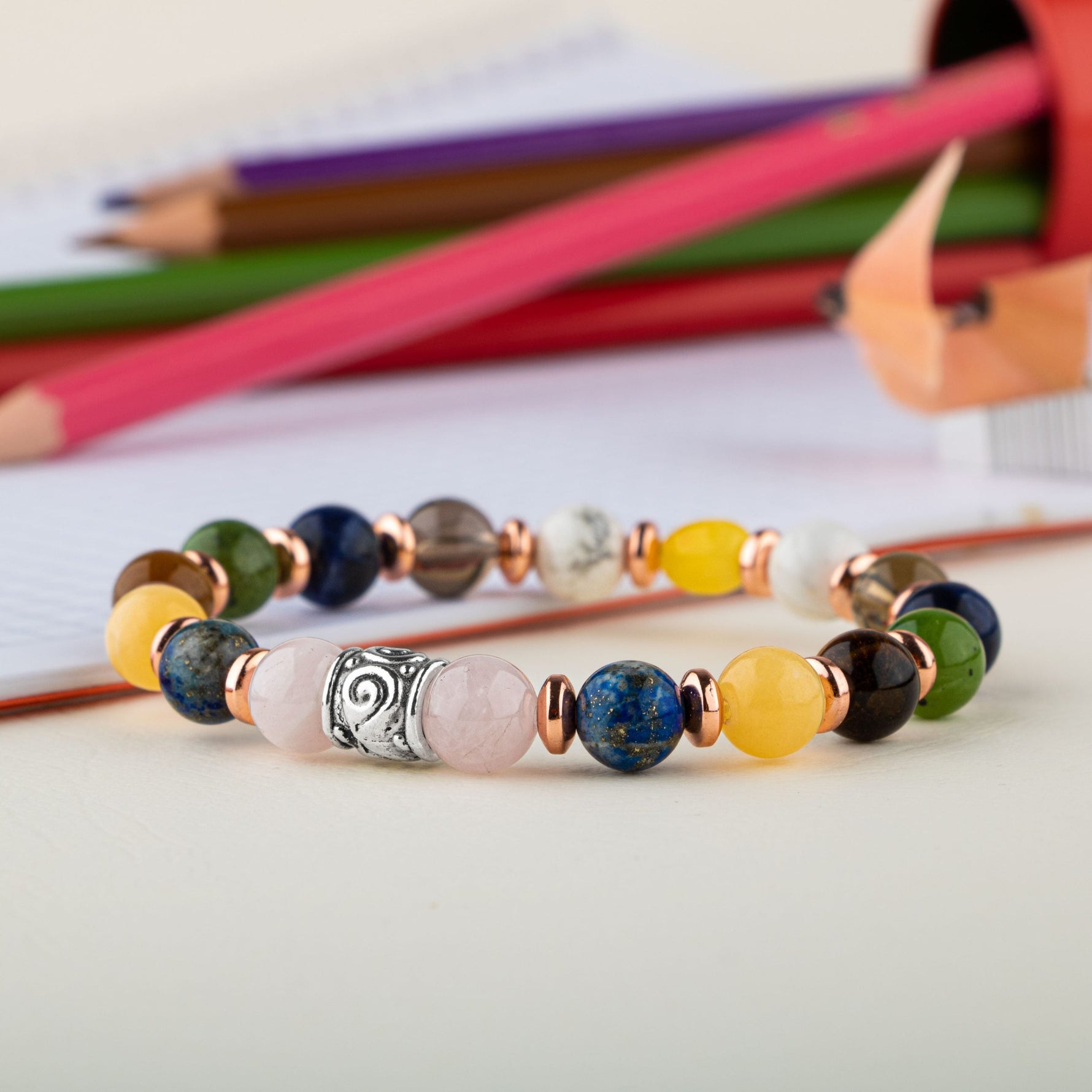 Kız Öğrenci Doğal Taş Bileklik