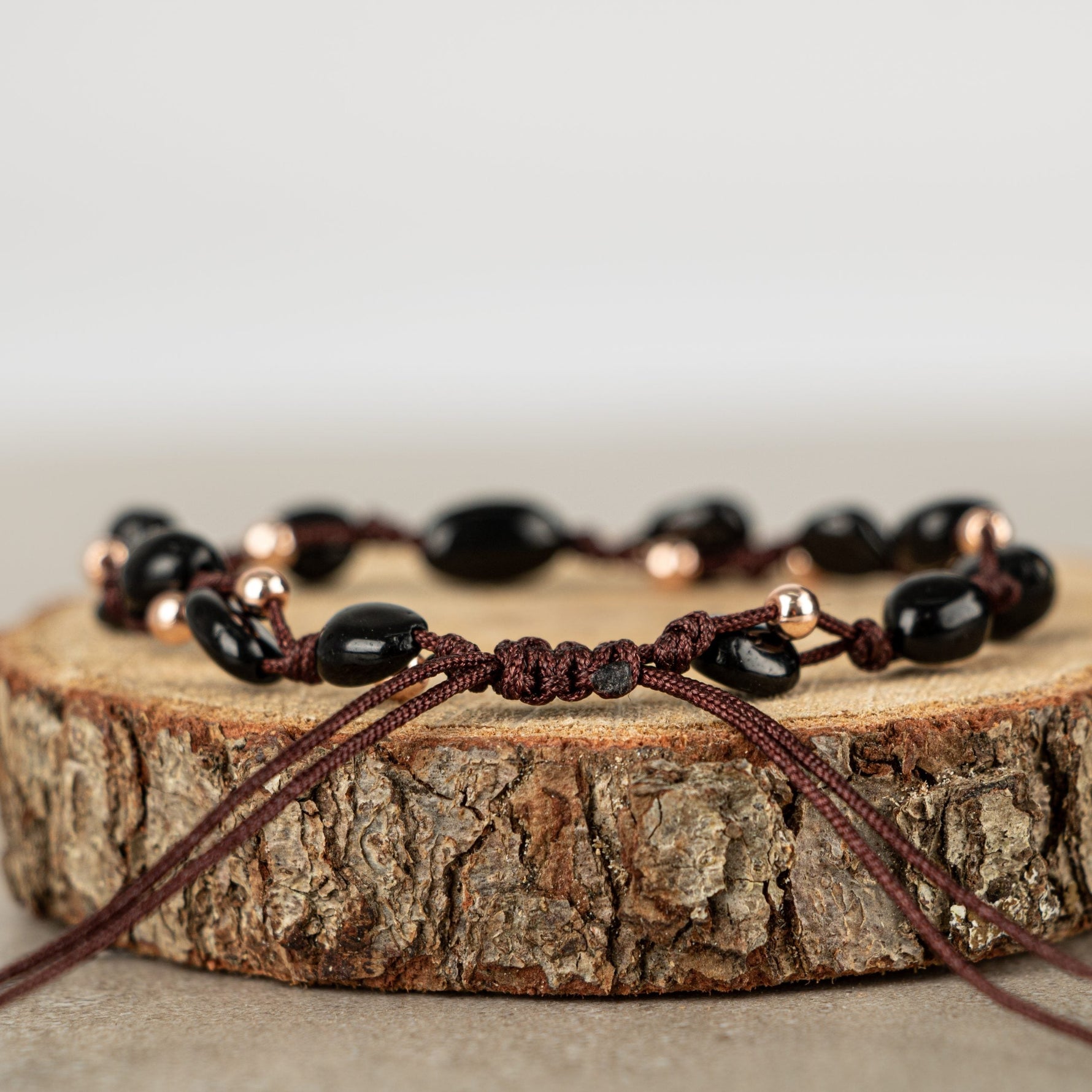 Siyah Turmalin Natürel Kesim Doğal Taş Makrome Bileklik