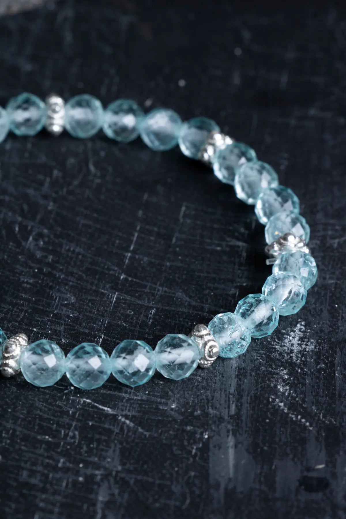 Sertifikalı Topaz Gümüş Aparatlı Doğal Taş Bileklik- 6mm (SK:167)