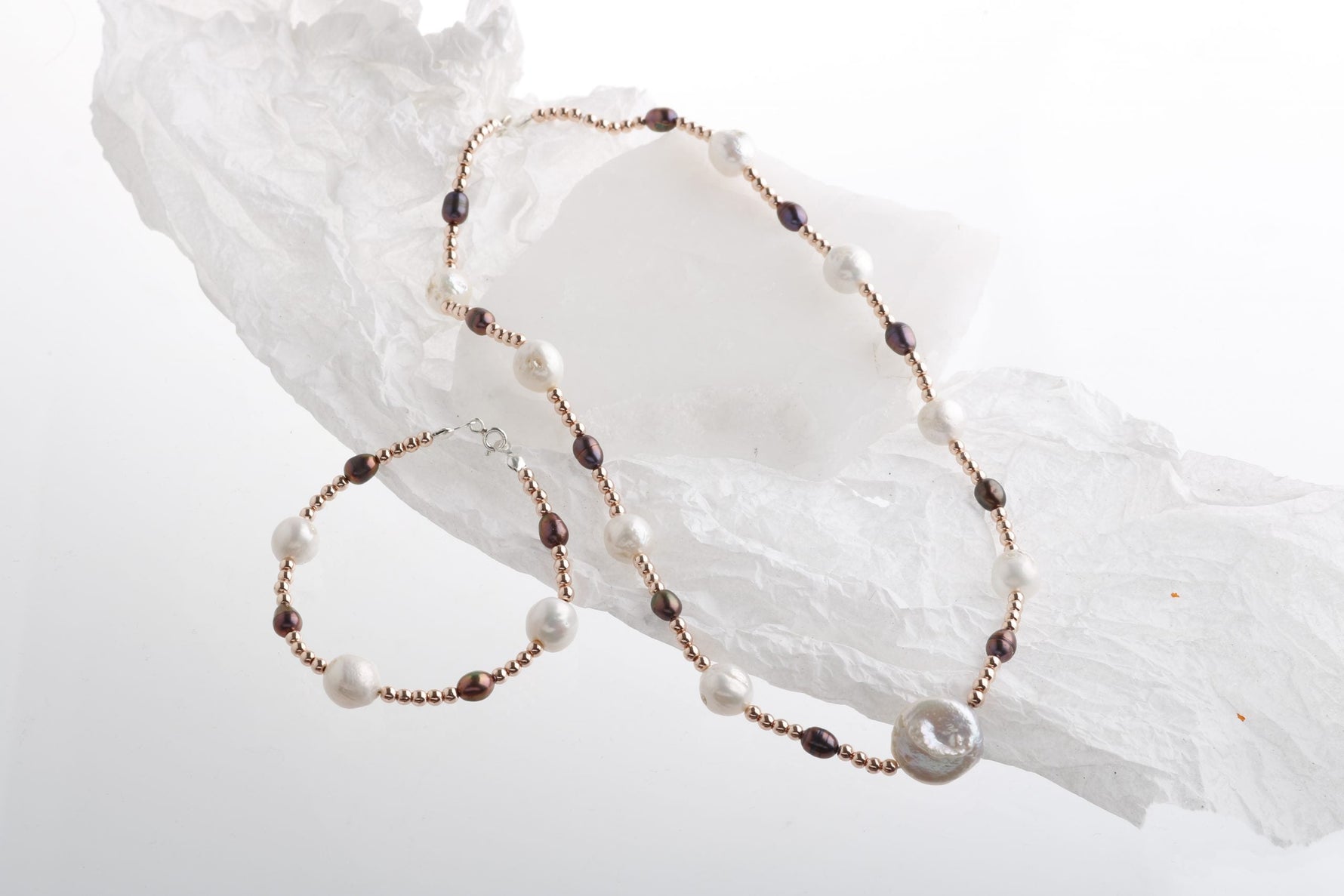 Gün Işığı, Hematit Aksesuar İnci Takı Seti