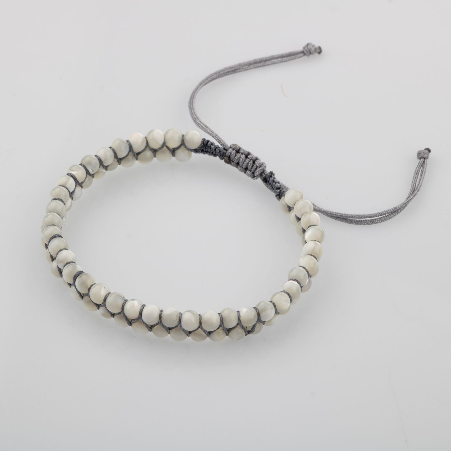 Sedef Beyaz 4mm Çift Sıra Doğal Taş Bileklik