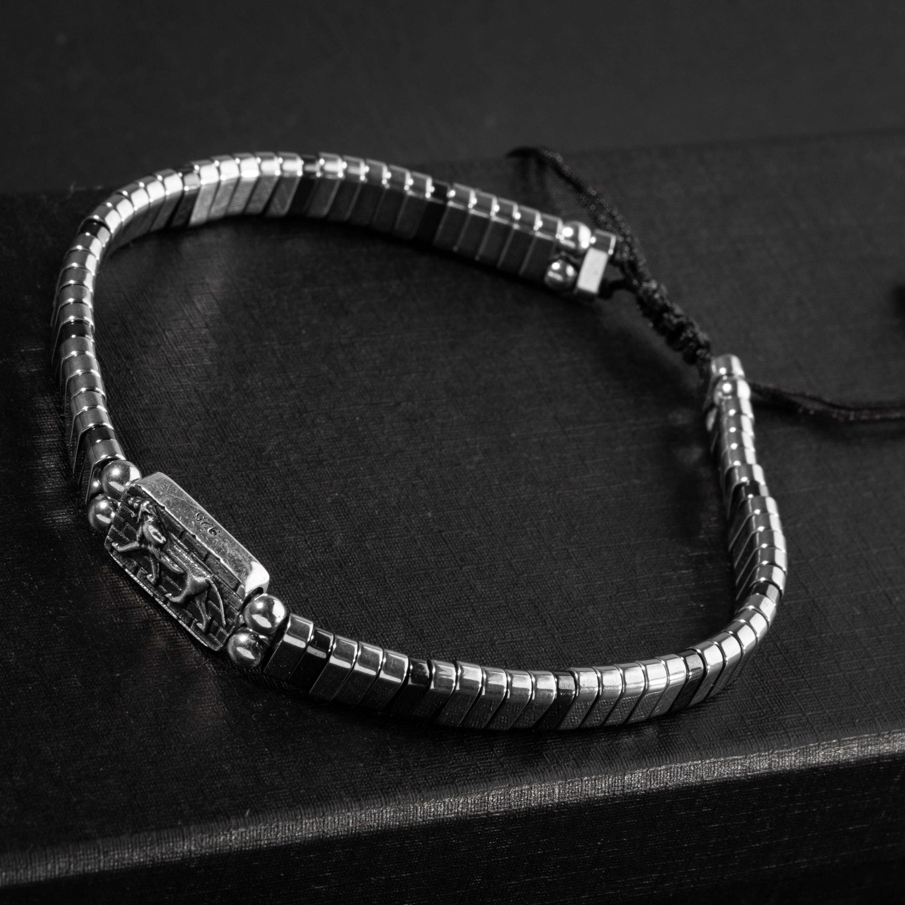 Hematit Doğal Taş Gümüş Erkek Tasarım Bileklik