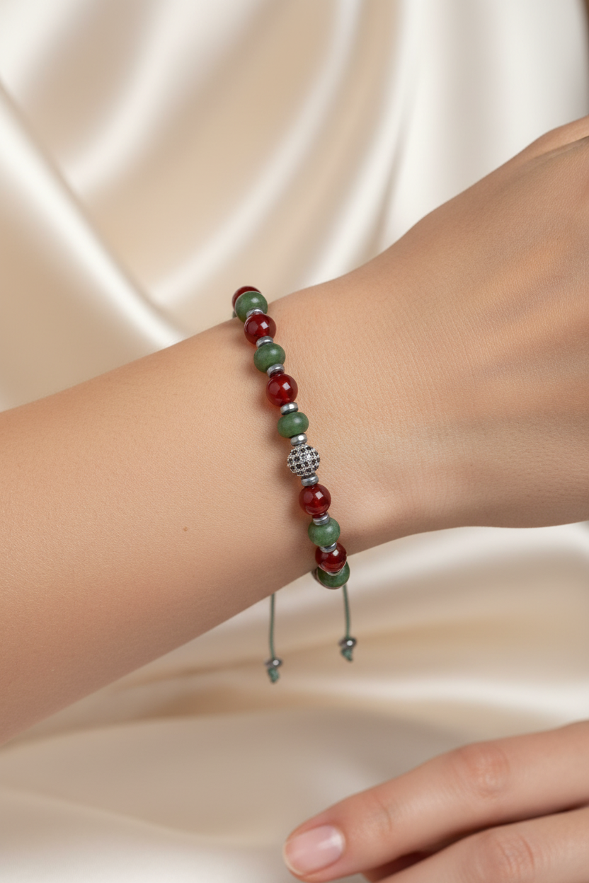 Sertifikalı Yeşim ve Kırmızı Akik Doğal Taş Bileklik – Zirkon Aparatlı, Unisex Şık Tasarım