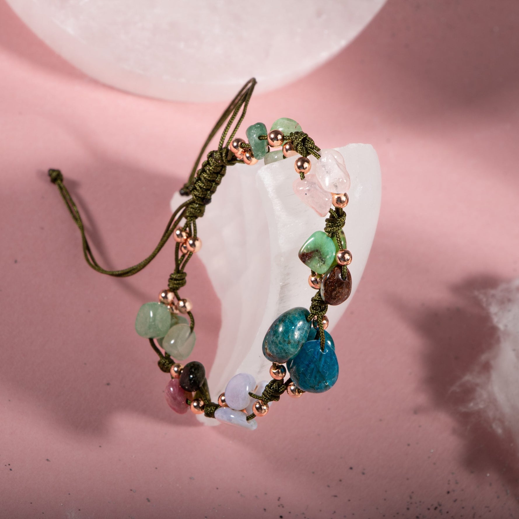 Boğa Burcu Bileklik Kalsedon, Kiyanit, Krizopras, Mavi Apatit, Pembe Kuvars, Renkli Turmalin, Yeşil Aventurin