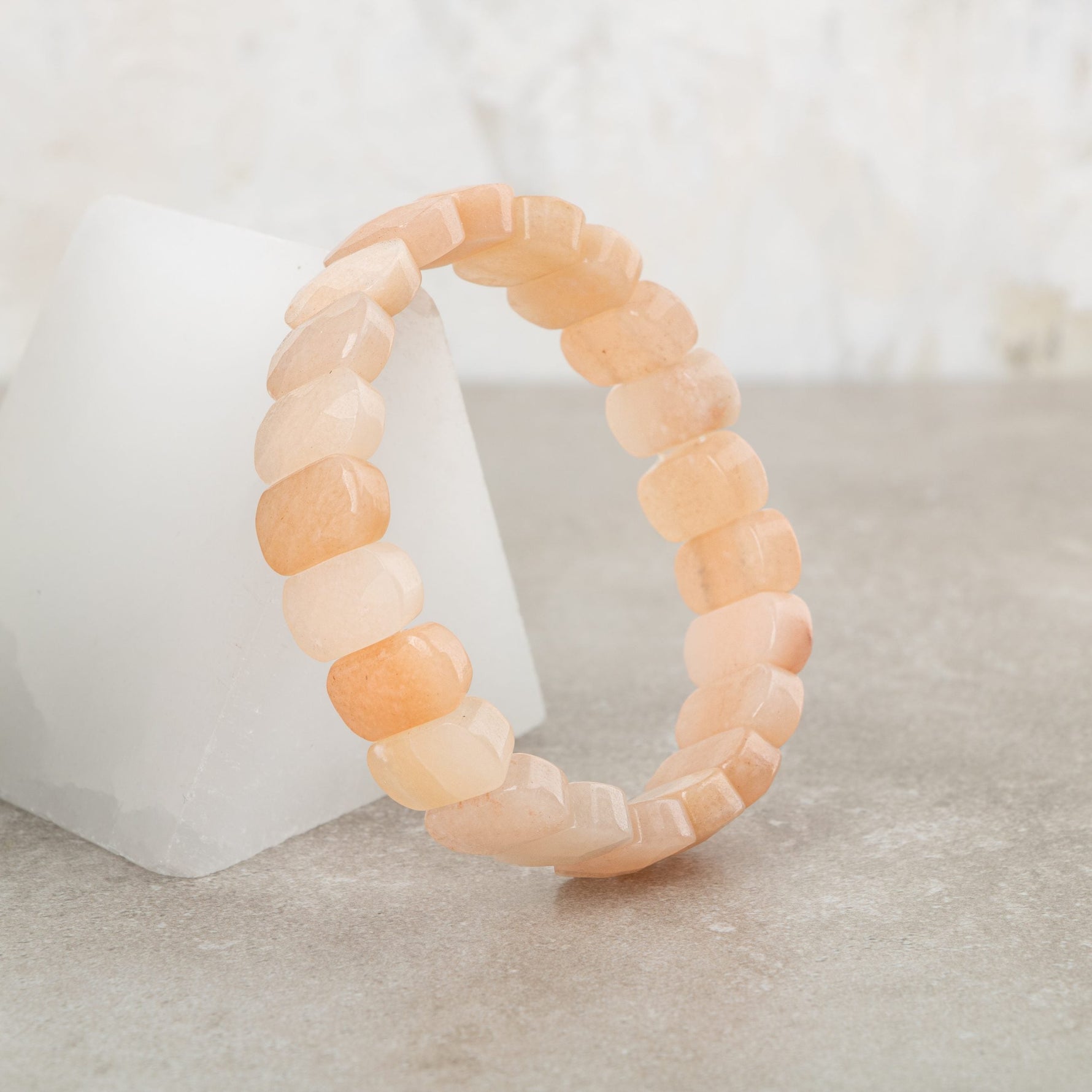 Morganit Doğal Taş Geniş Kesim Bileklik