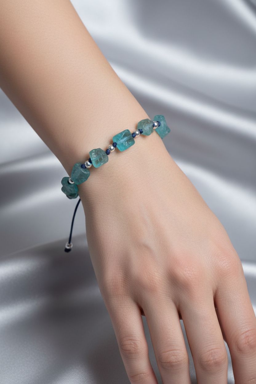 Apatit ve Hematit Doğal Taş Makrome Bileklik – Ayarlanabilir Unisex Tasarım