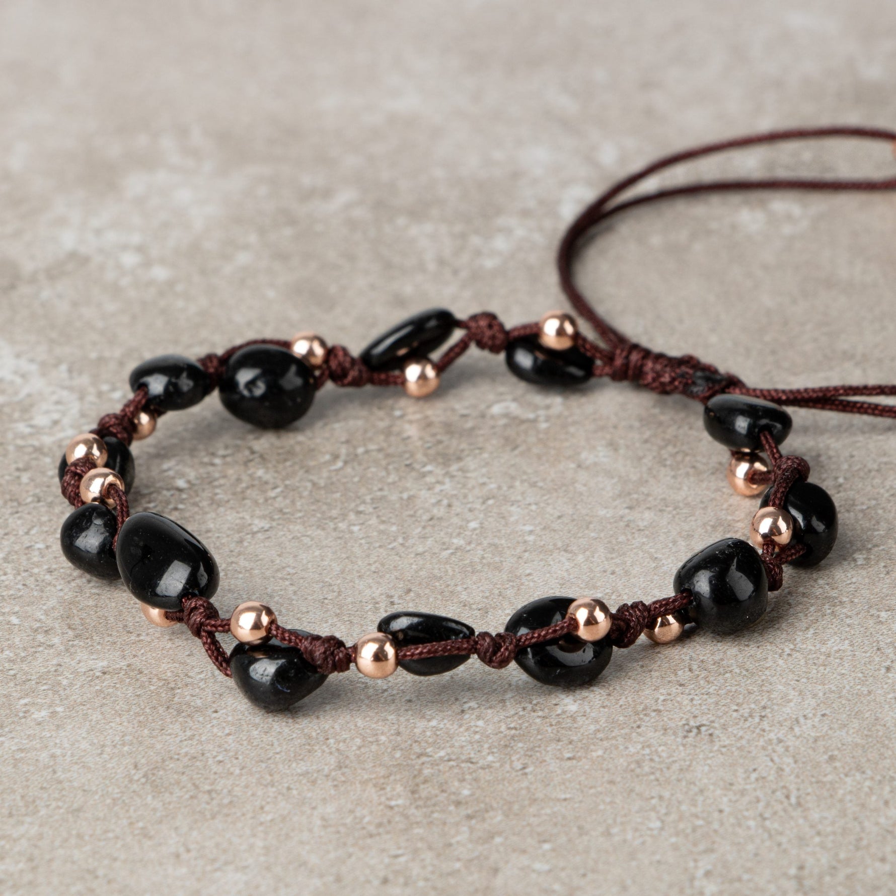 Siyah Turmalin Natürel Kesim Doğal Taş Makrome Bileklik