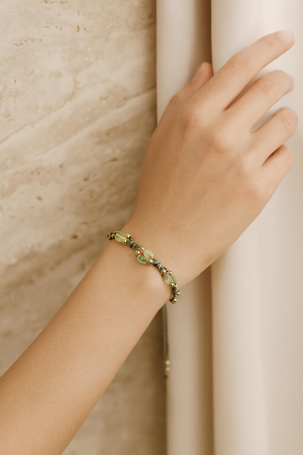 Prehnit Doğal Taş Makrome Bileklik – Pirtash