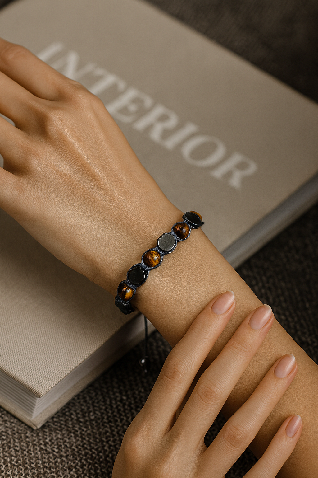 Hematit & Kaplan Gözü Doğal Taş Makrome Bileklik – Pirtash