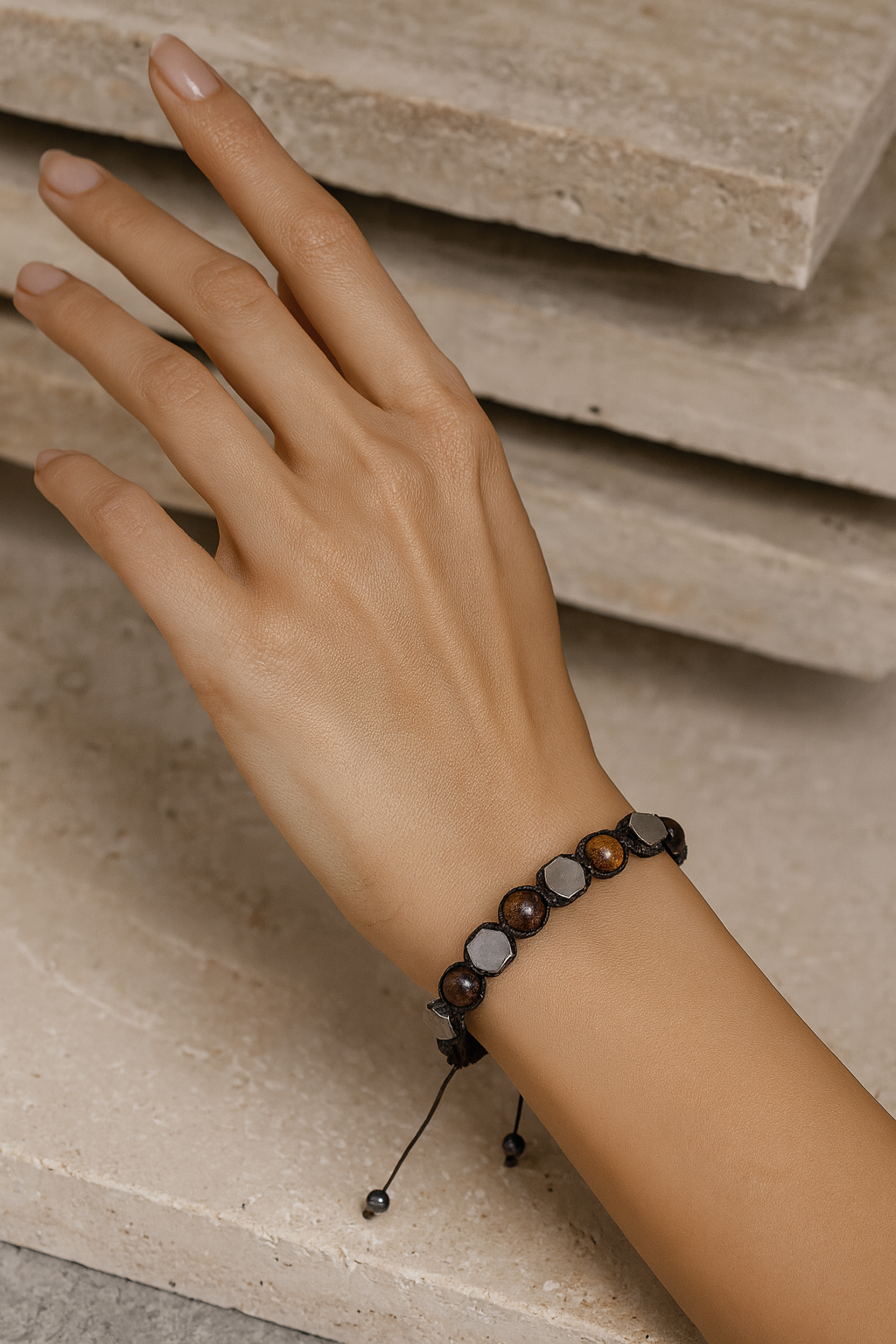 Hematit & Bronzit Doğal Taş Makrome Bileklik – Pirtash