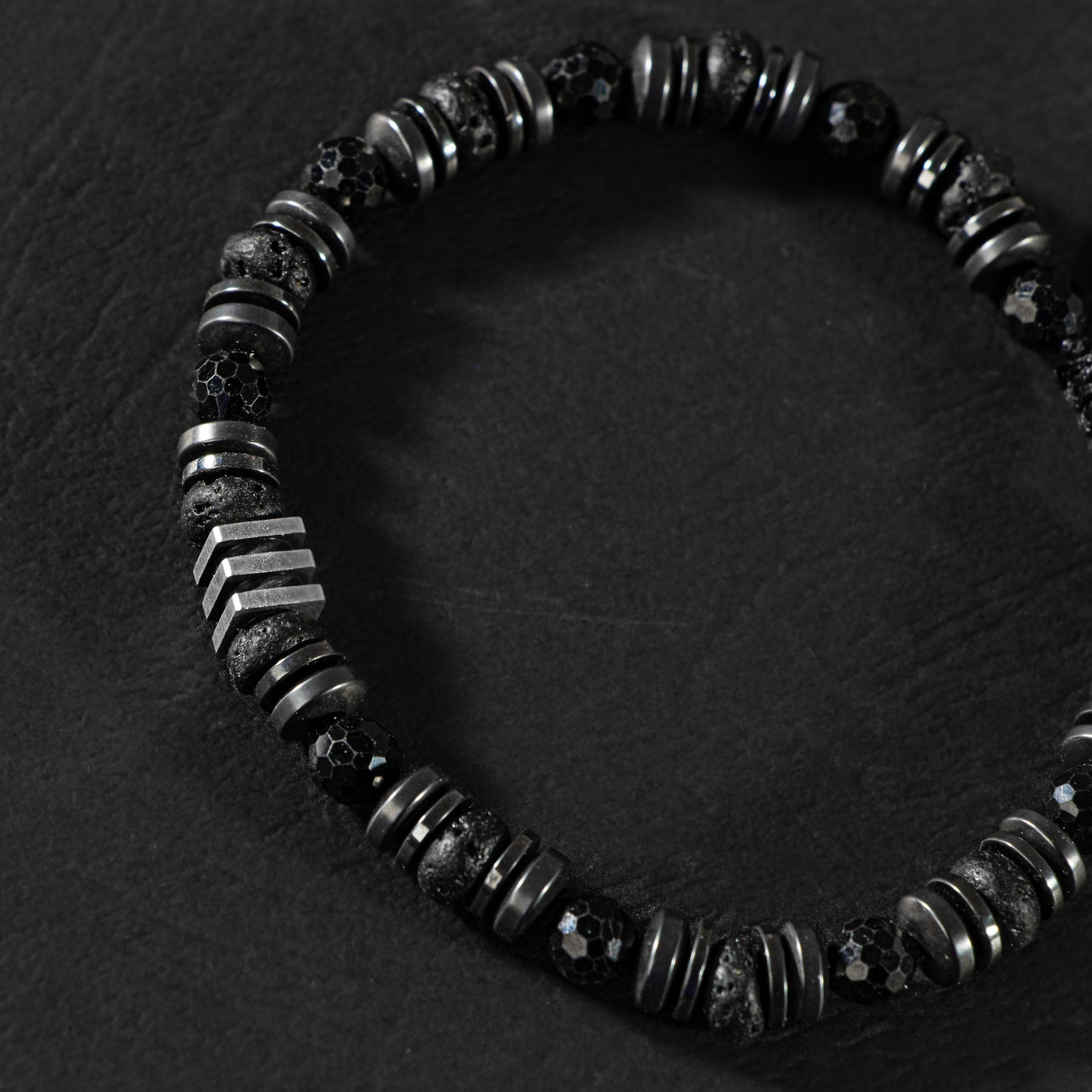 Turmalin-Siyah Lav Taşı-Hematit Doğal Taş Erkek Makrome Bileklik