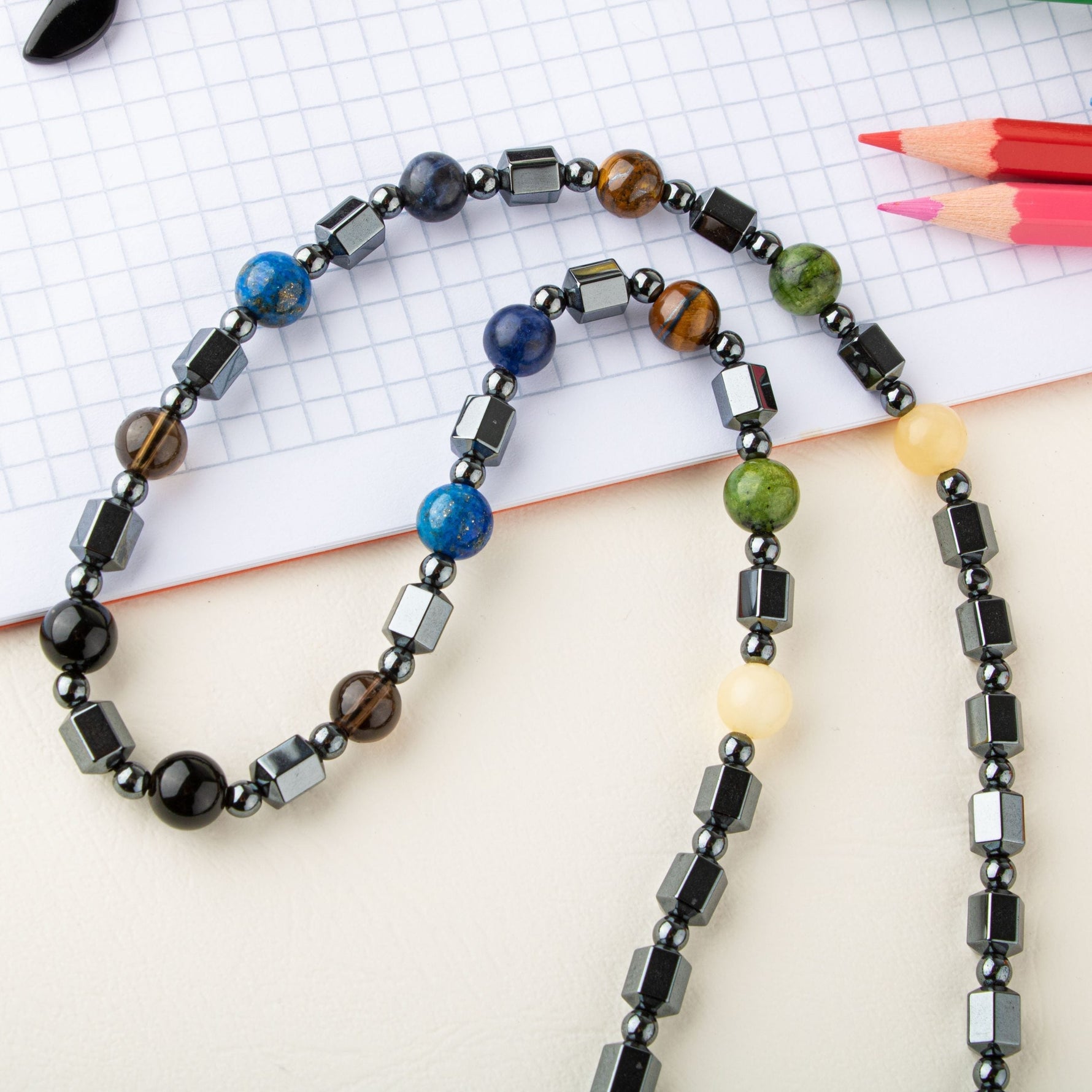 Erkek Öğrenci Hematit Doğal Taş Kolye