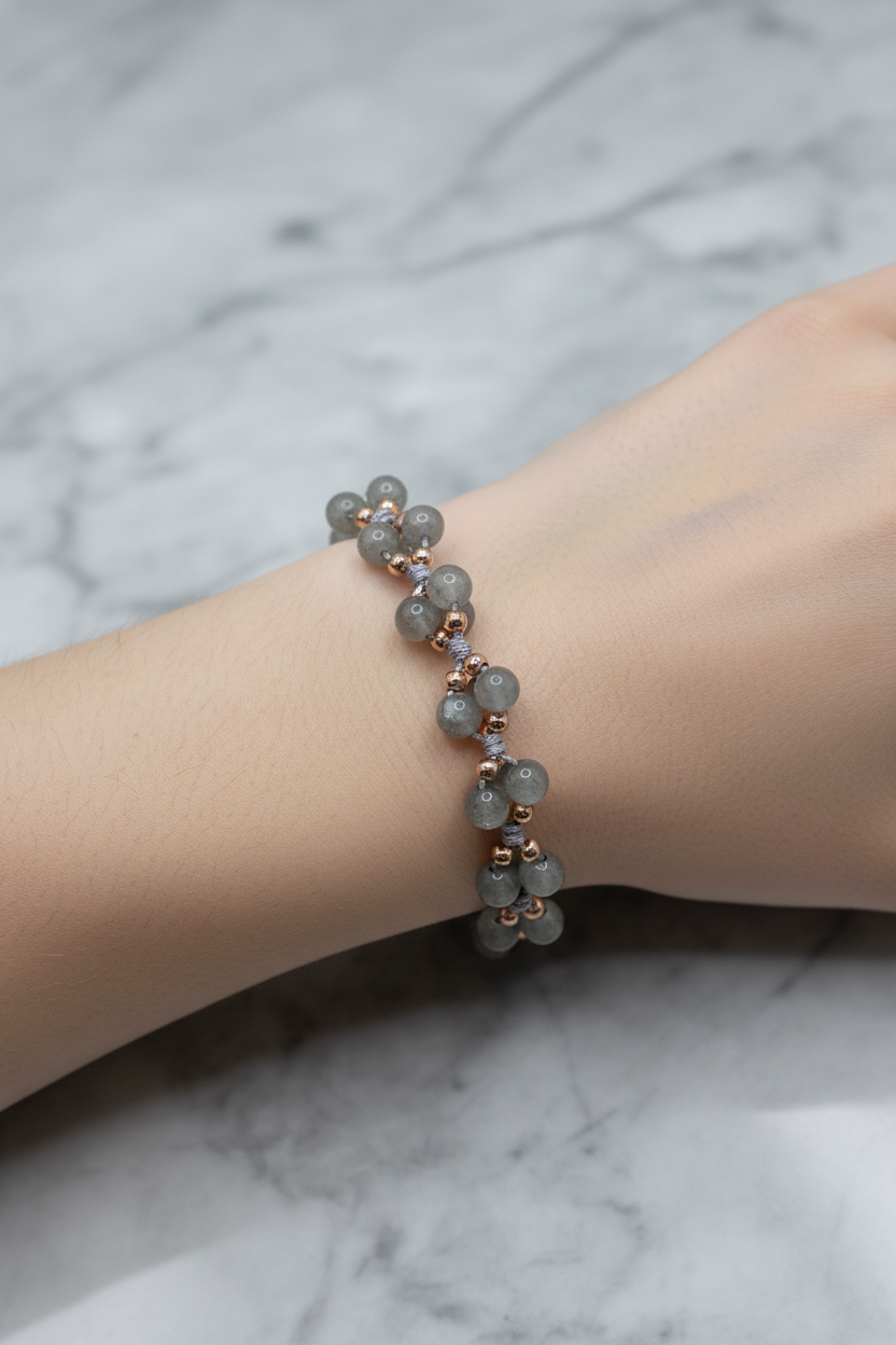 Labradorit Doğal Taş Merdiven Kapama Bileklik – Ayarlanabilir İpli Tasarım