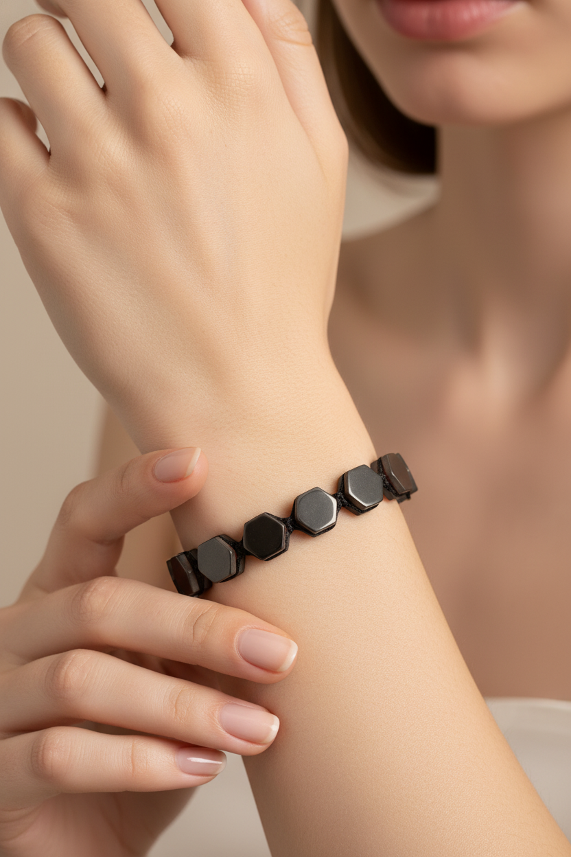 Sertifikalı Hematit Doğal Taş Makrome Bileklik | Pirtash | Özel Üretim