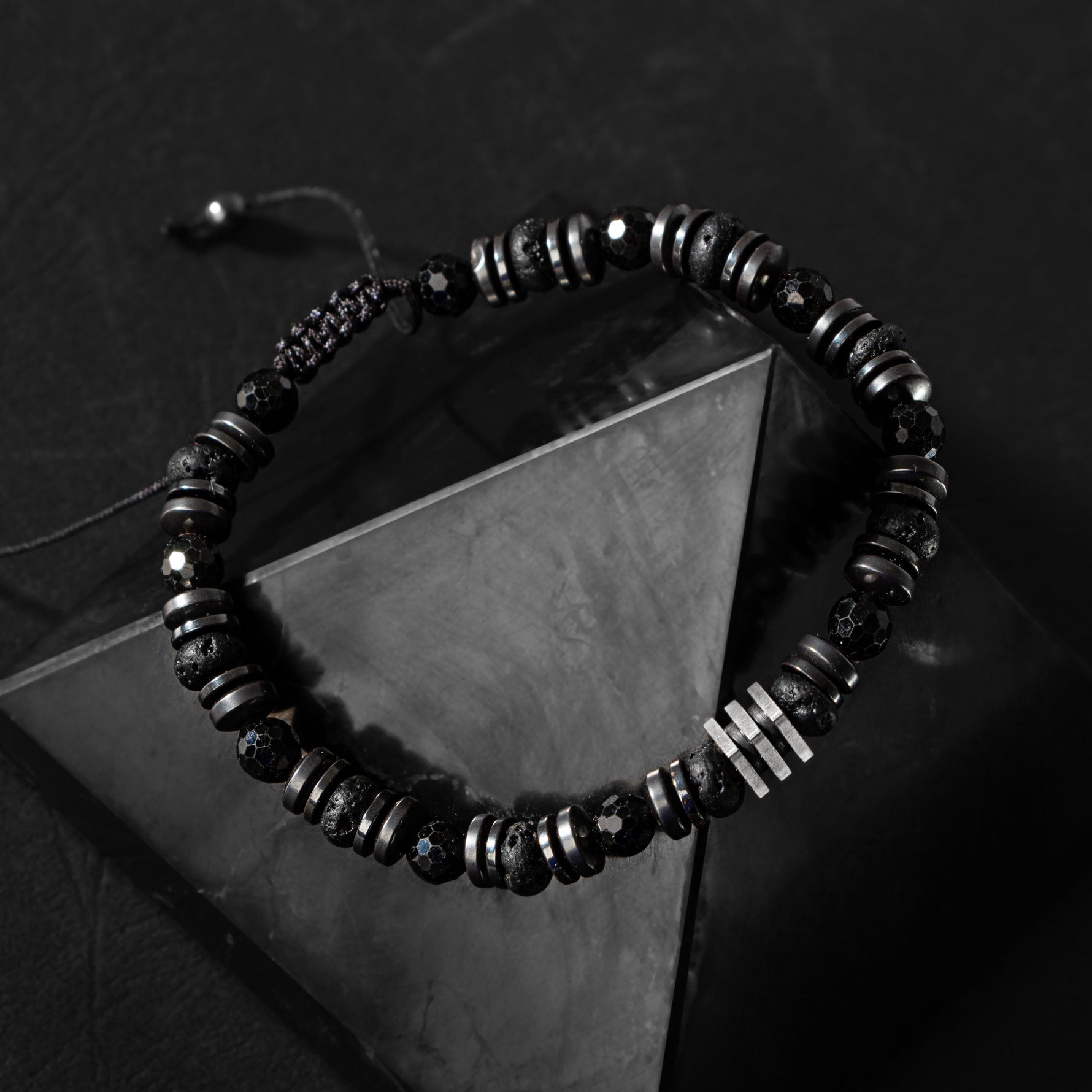 Turmalin-Siyah Lav Taşı-Hematit Doğal Taş Erkek Makrome Bileklik