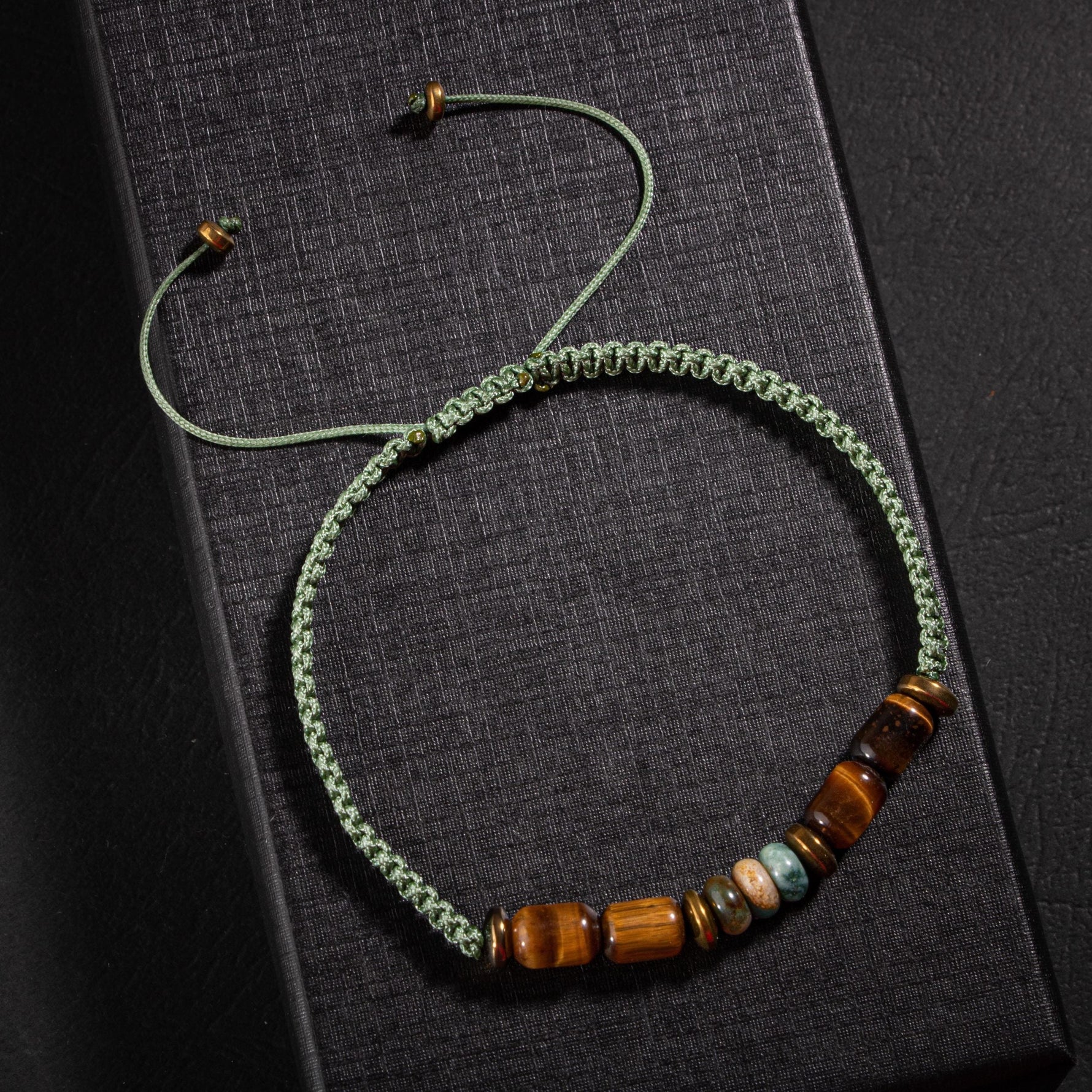 Hint Akik-Kaplan Gözü-Hematit Doğal Taş Erkek Tasarım Bileklik