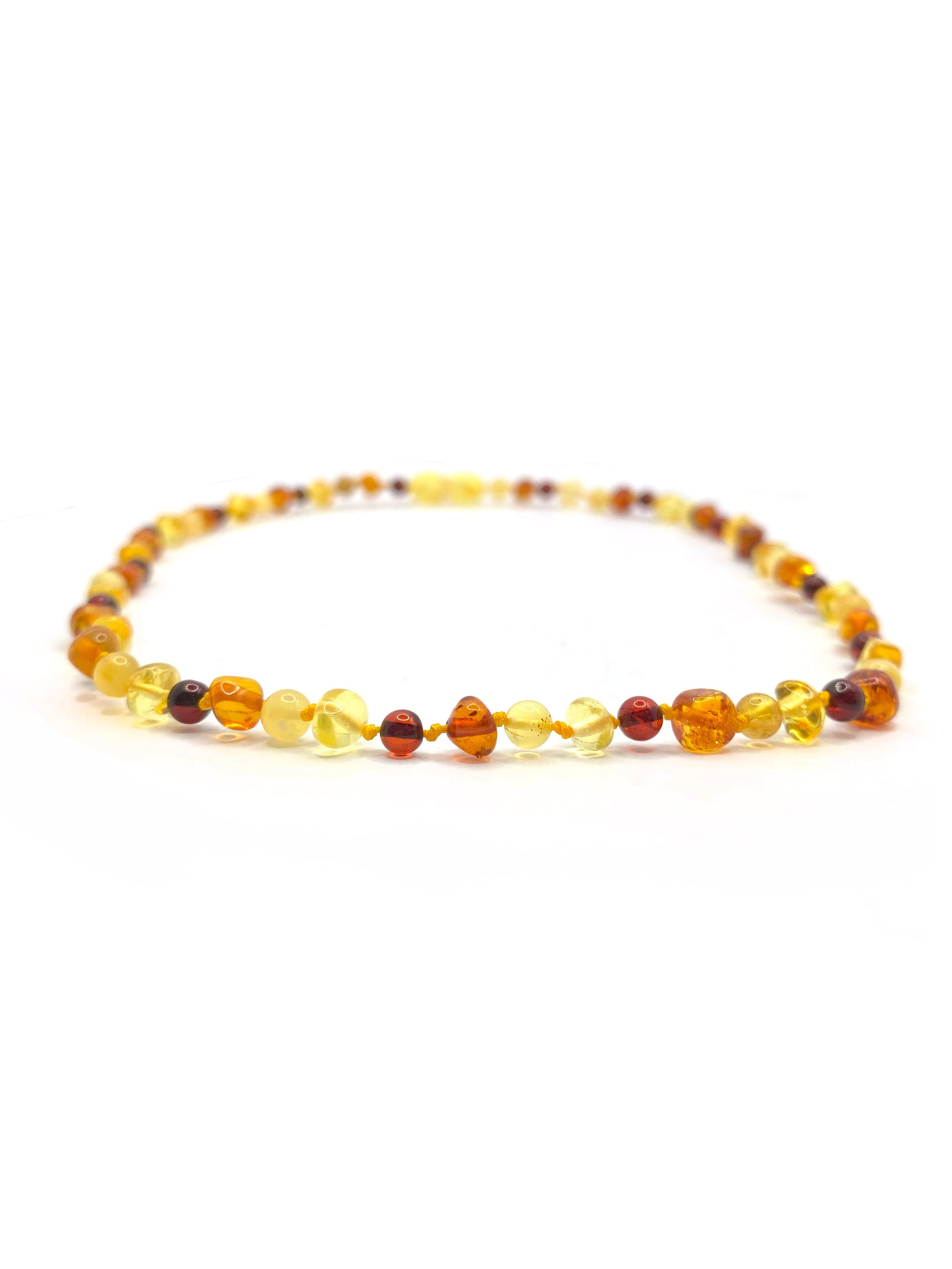 Hakiki Sertifikalı Çocuk Kehribar İpli Kopmaz Kolye 4-6 Yaş Kırmızı Turuncu Sarı Kehribar Doğal Taş