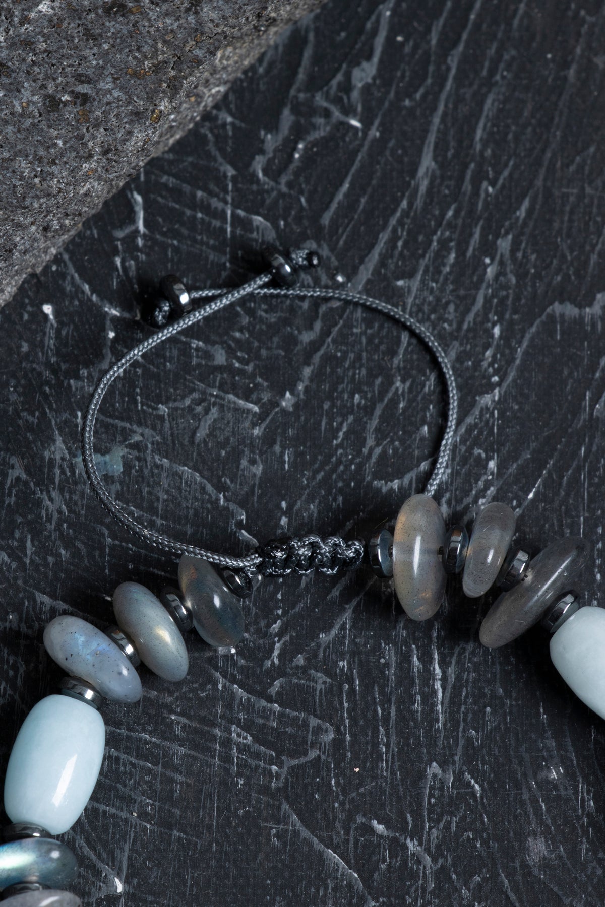 Sertifikalı Akuamarin, Labrodit Makrome Bileklik