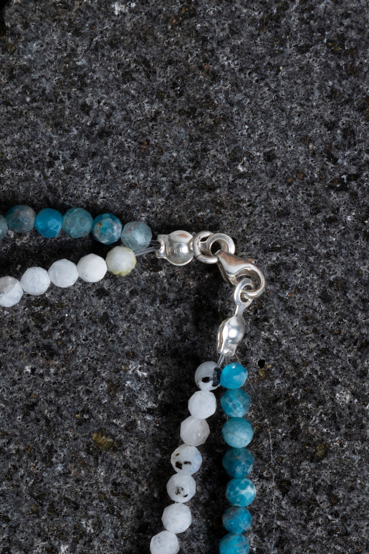 Sertifikalı Ay Taşı, Apatit, Turkuaz Gümüş Kapama Doğal Taş Bileklik