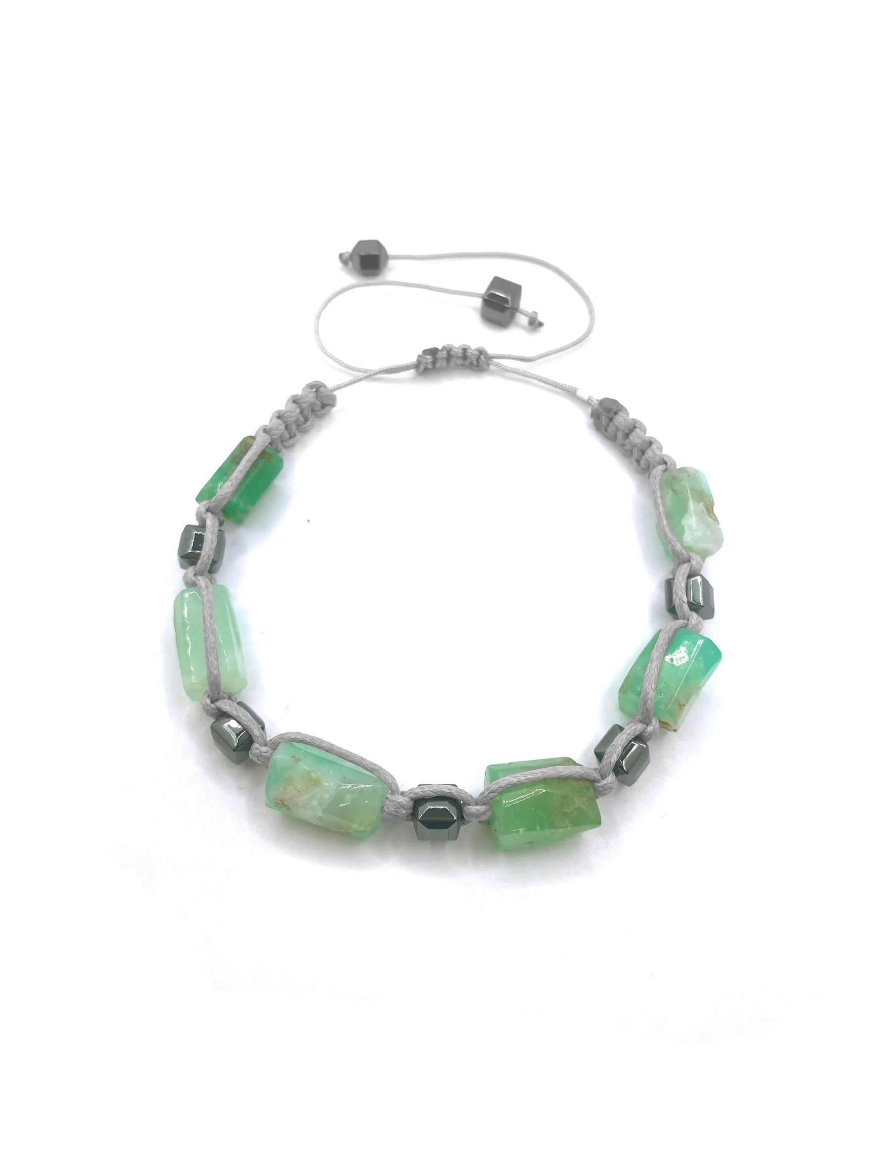 Sertifikalı Hakiki Orijinal Krizopras - Hematit  Doğal Taş İpli Bileklik (Köşeli Makrome Model)