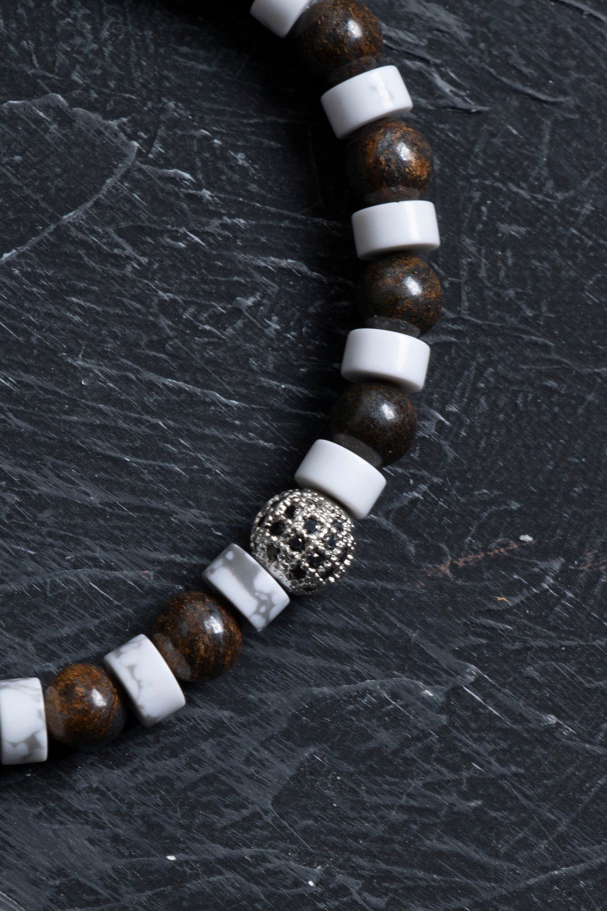 Sertifikalı Havlit, Bronzit Zirkon Aparat Doğal Taş Bileklik