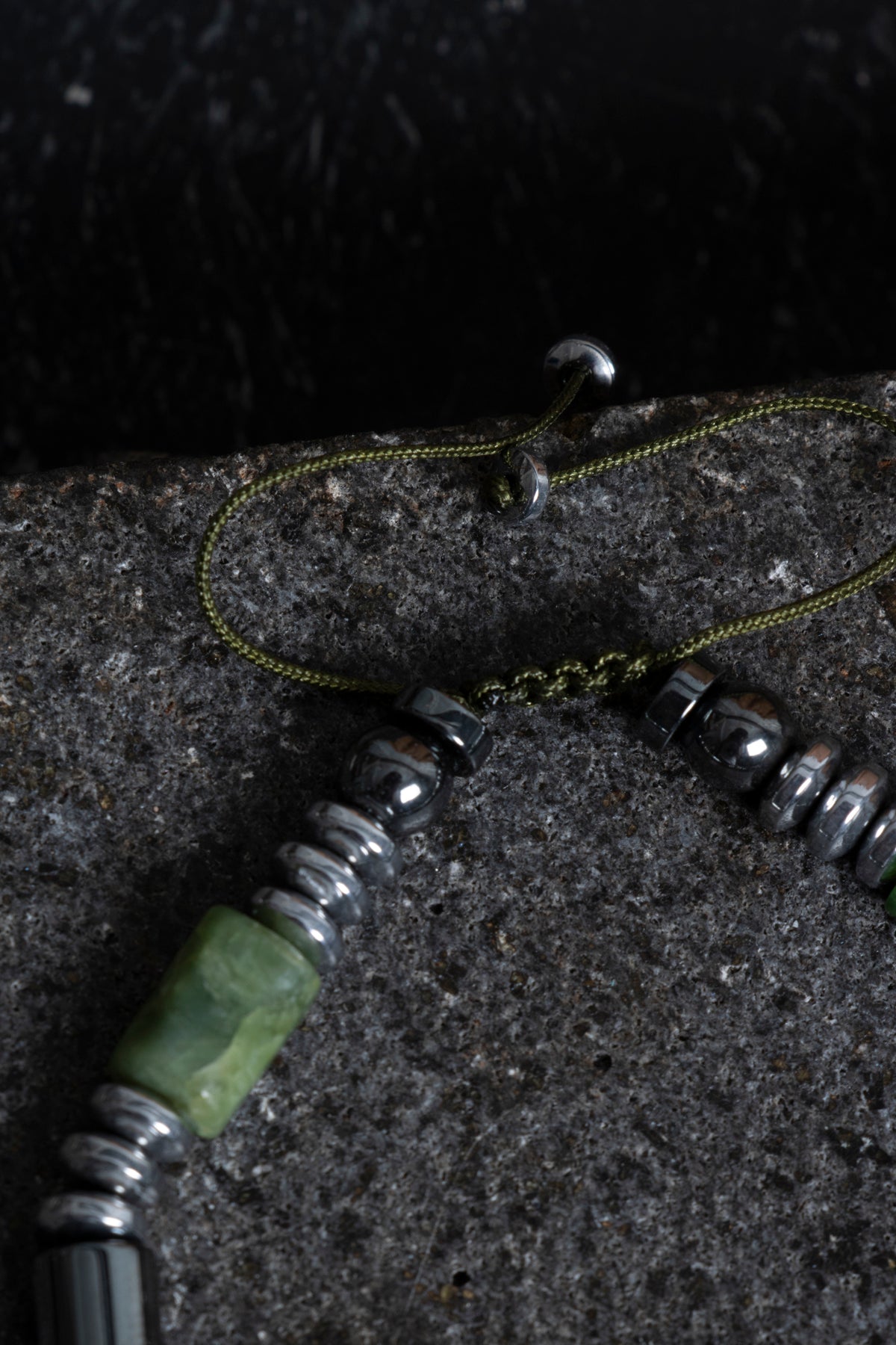 Sertifikalı Hematit ve Yeşim Doğal Taş Bileklik