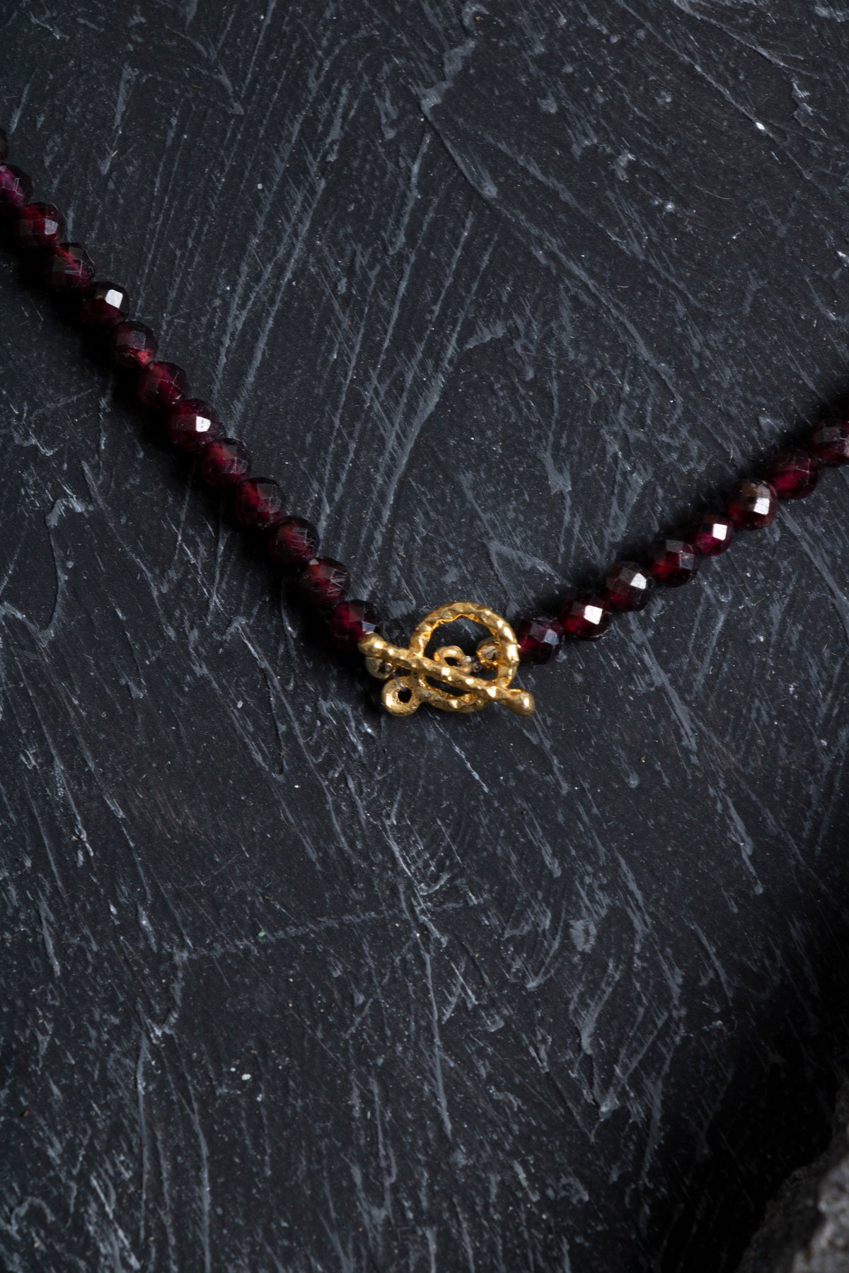 Sertifikalı Lal Granat Altın Kaplama Fasetli  Doğal Taş Kolye