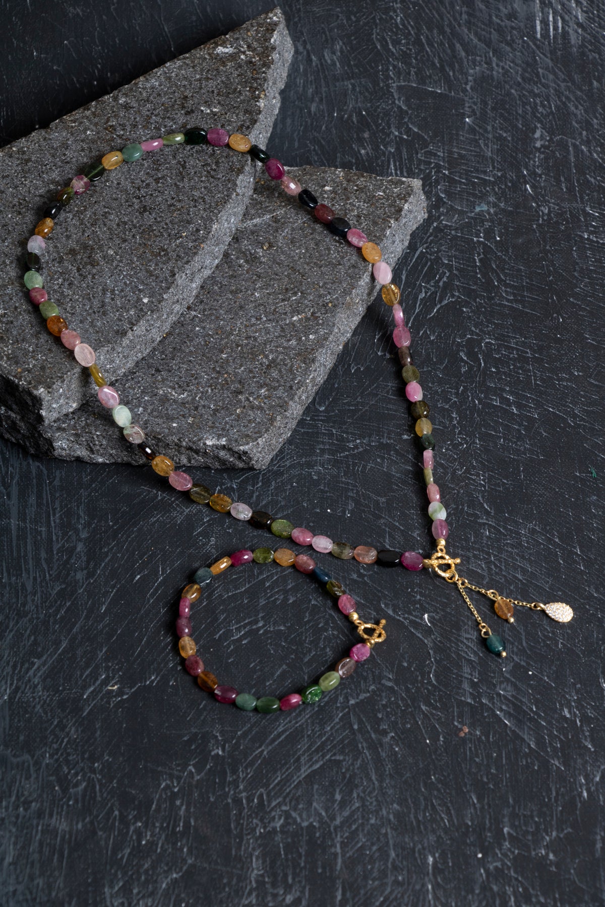 Sertifikalı Özel Kesim Turmalin  Altın Kaplama Gümüş Aparat Doğal Taş Set