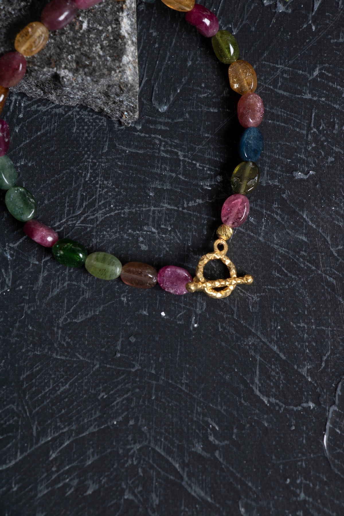 Sertifikalı Özel Kesim Turmalin  Altın Kaplama Gümüş Aparat Doğal Taş Bileklik