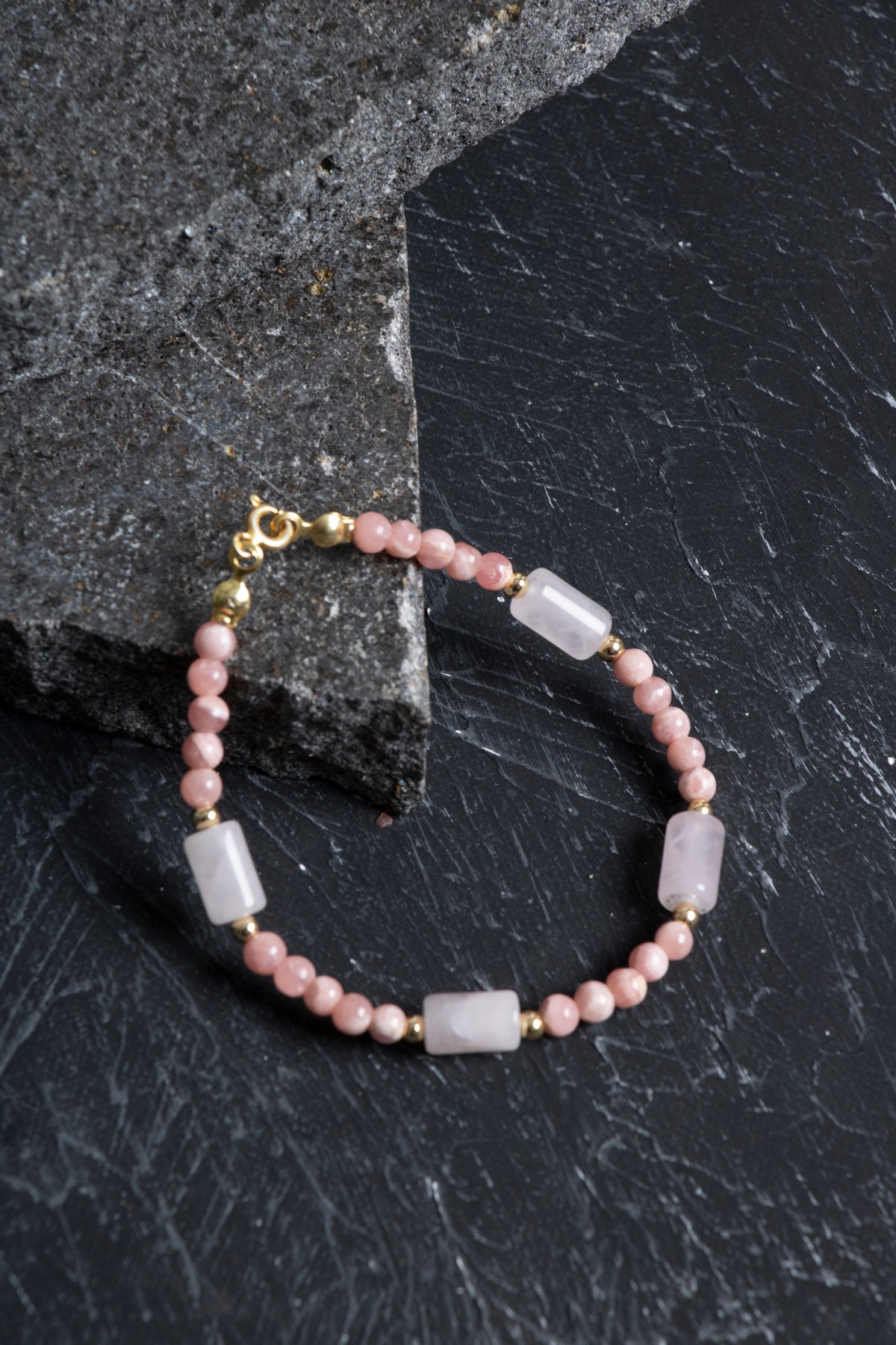 Sertifikalı Rodokrosit, Pembe Kuvars, Hematit Doğal Taş Bileklik 