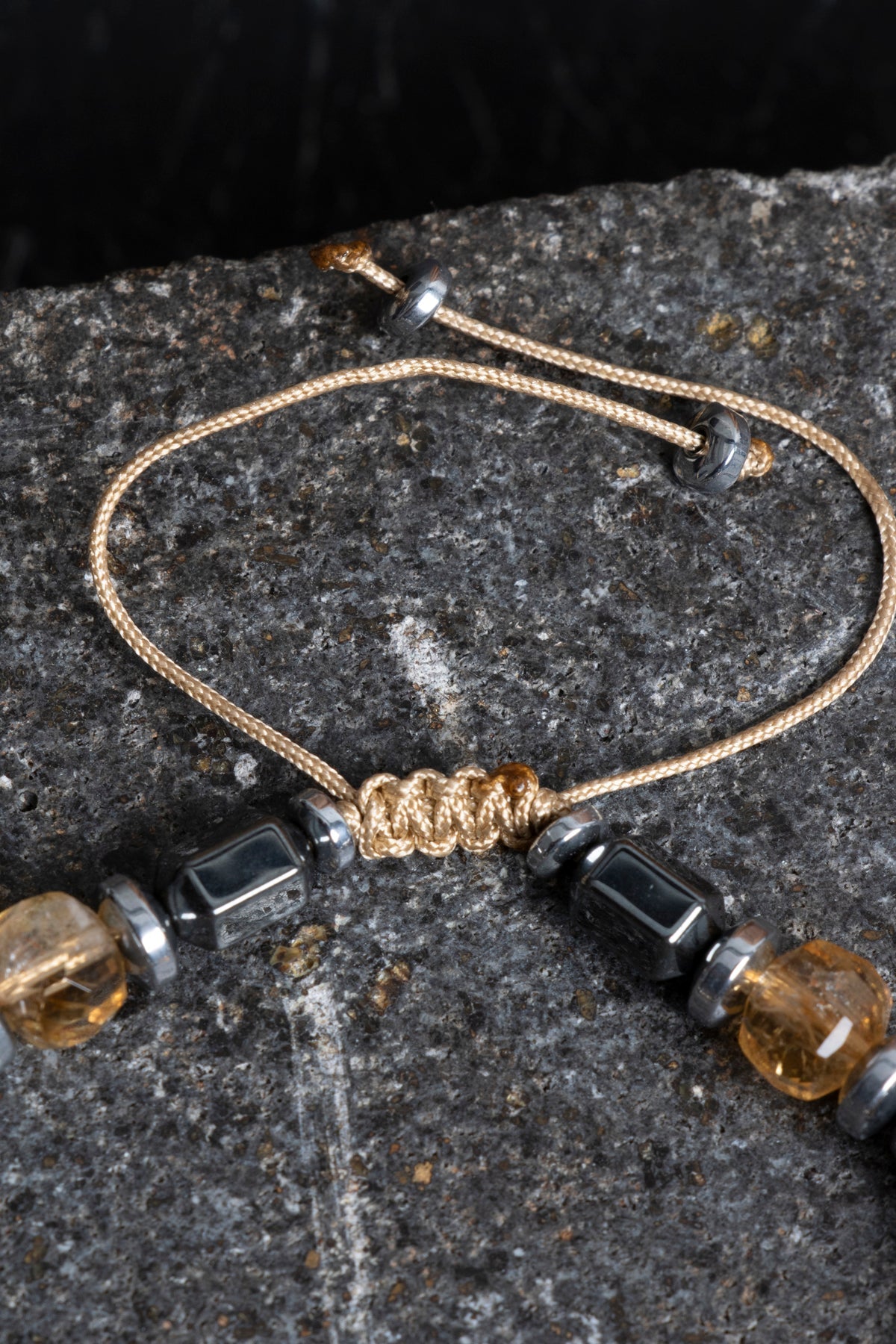 Sertifikalı Sitrin, Hematit Fasetli Doğal Taş Makrome Bileklik