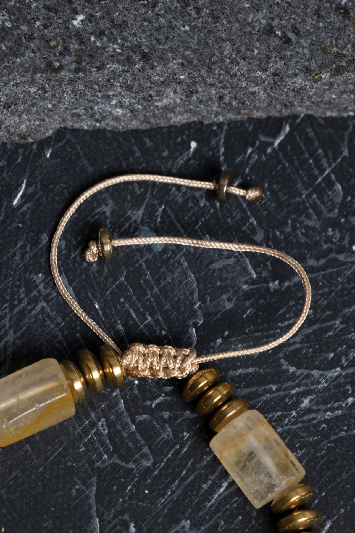 Sertifikalı Sitrin, Hematit Zirkon Aparat Doğal Taş Bileklik