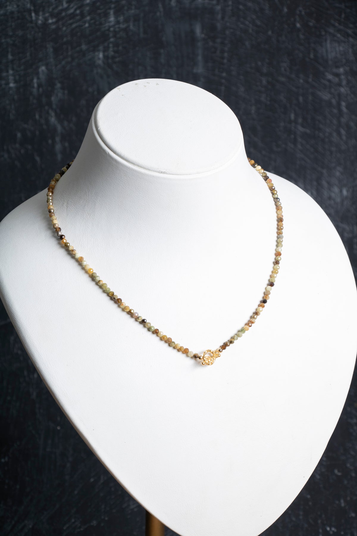 Sertifikalı Tsavorit Lal  Altın Kaplama Gümüş Kapama Doğal Taş Kolye 