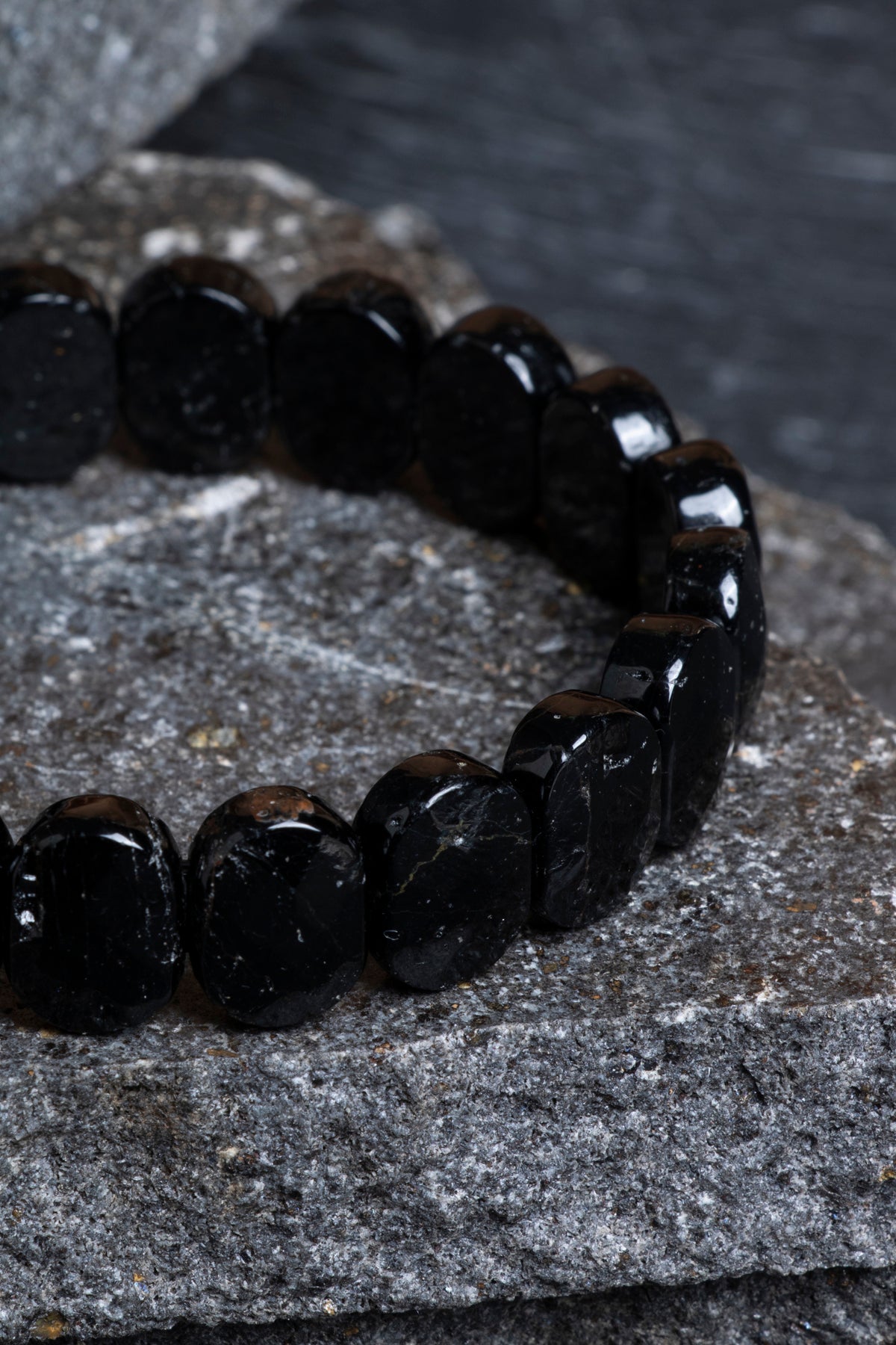 Sertifikalı Turmalin Geniş Kesim Doğal Taş Bileklik